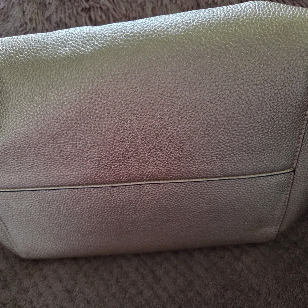 Elegant Tan Leather Women's Bag